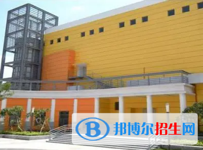 深圳科愛賽國際學?？孔V嗎2