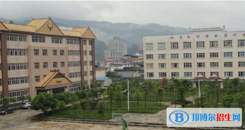  云南2023年初中畢業(yè)報(bào)什么中專學(xué)校