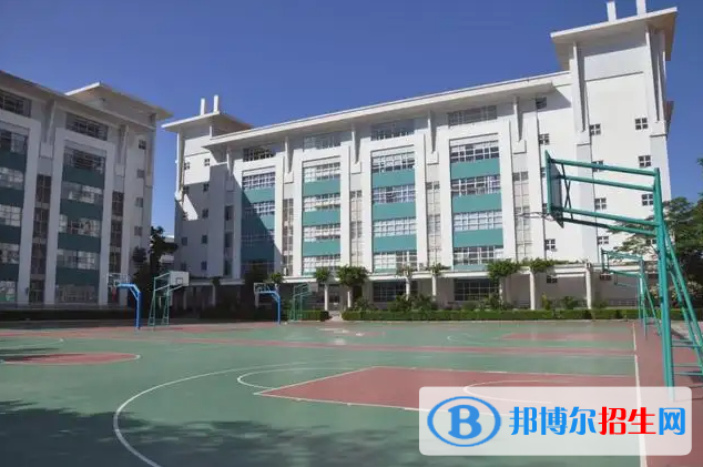 廣州國際學(xué)校( 祈福英語實驗學(xué)校）初中部怎么樣