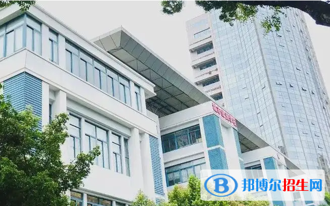 廣州加拿大國(guó)際學(xué)校(CIS)初中部靠譜嗎2