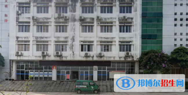 廣西2023年什么計算機(jī)學(xué)校專業(yè)好