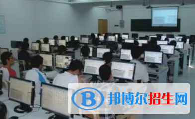 廣西2023年計算機(jī)學(xué)校報什么專業(yè)好