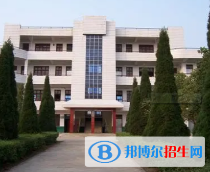  貴州2023年中專鐵路學(xué)校可以考大專嗎