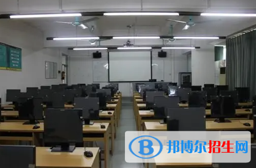 石家莊2023年中專好還是計算機學校好