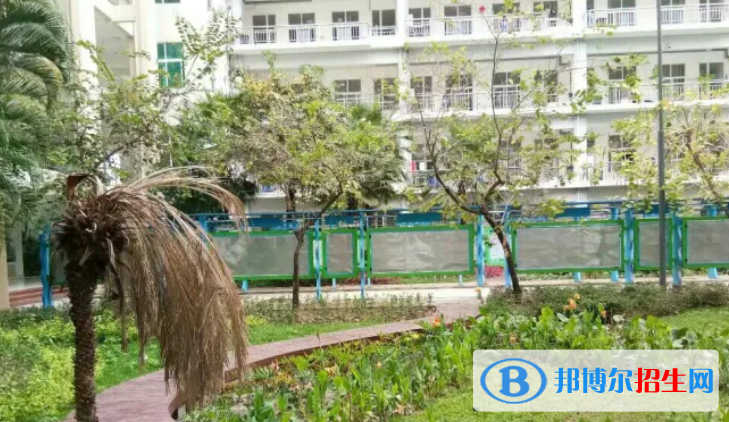 三亞市第一中學(xué)2023年學(xué)費(fèi)、收費(fèi)多少