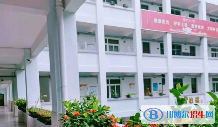 海南中學(xué)三亞學(xué)校2023年網(wǎng)站網(wǎng)址  