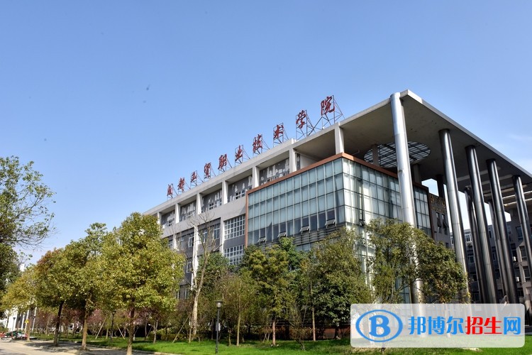 成都2023年有哪些鐵路學校的大專