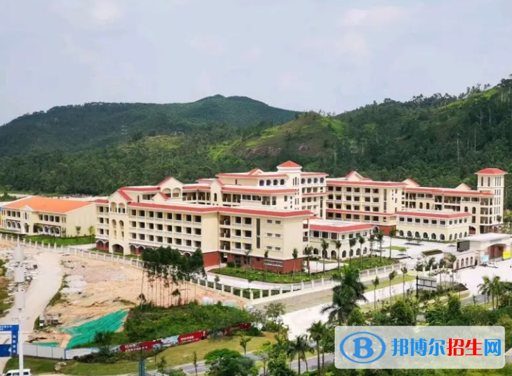 美林湖國際學(xué)校怎么樣2