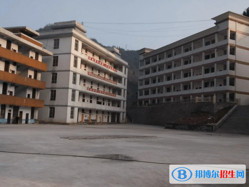  云南2023年中專學校和職高哪個好