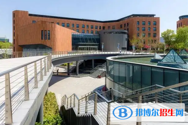 西交利物浦大學附屬學校初中部2023年報名時間2