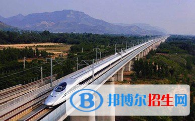 成都2023年初中生上鐵路學校好嗎