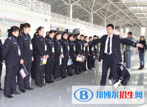 成都2023年初中生報什么鐵路學校