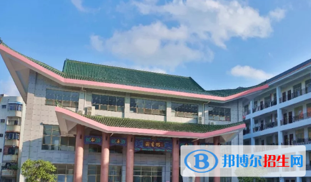 萬寧中學(xué)2023年招生計劃 