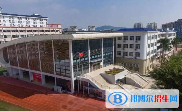 萬寧中學(xué)2023年招生錄取分數(shù)線 