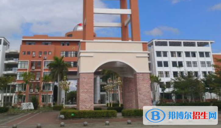 北京師范大學萬寧附屬中學2023年招生計劃 