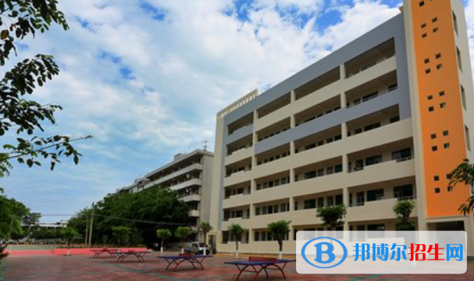 東方市民族中學2023年網(wǎng)站網(wǎng)址