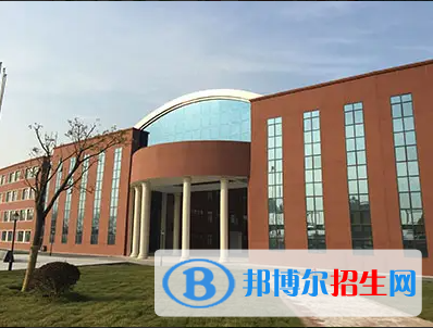 中加楓華國際學(xué)校小學(xué)部2022年12月4日校園開放日免費預(yù)約