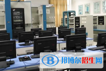 廣西2023年中專計算機學(xué)校專業(yè)課程