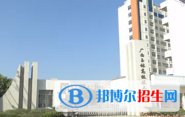 廣西2023年學(xué)計算機學(xué)校哪個好