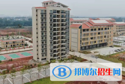 廣西2023年女生適合計算機學(xué)校嗎
