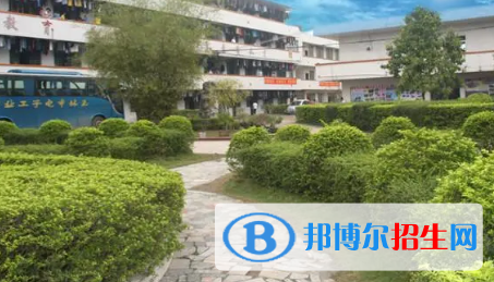 廣西2023年300分能上計(jì)算機(jī)學(xué)校嗎