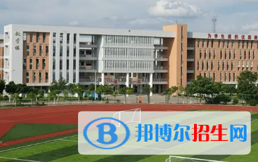 廣西2023年初中女生讀什么計(jì)算機(jī)學(xué)校好