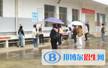 廣西2023年初中生讀計(jì)算機(jī)學(xué)校好嗎
