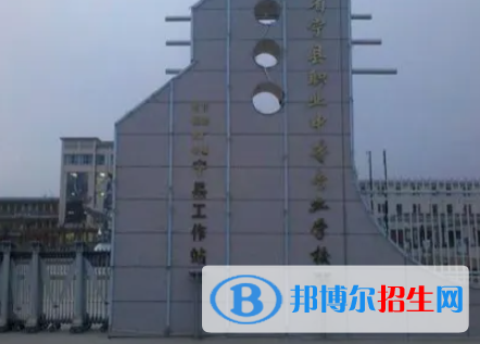 廣西2023年男生讀什么計(jì)算機(jī)學(xué)校