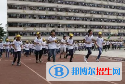 廣西2023年計算機學校有女生嗎