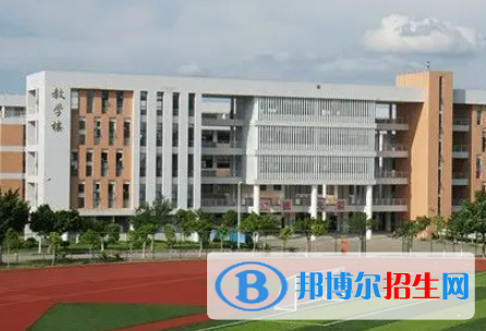 廣西2023年女生上什么計算機學校好