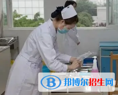 河南2023年中專衛(wèi)校可以考大專嗎