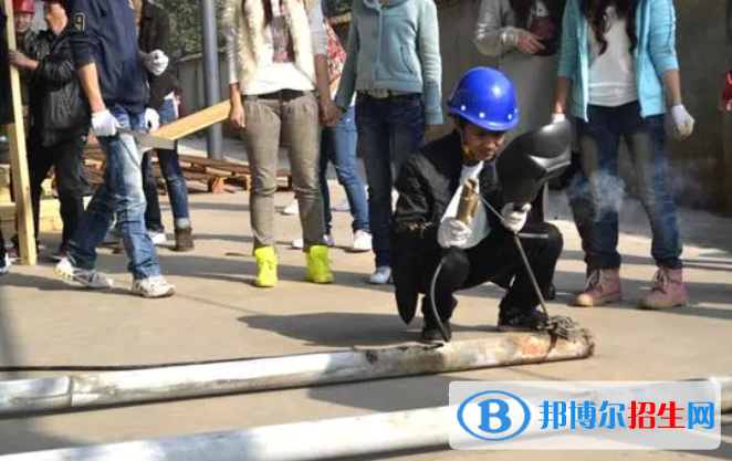 大學(xué)建筑材料工程技術(shù)專業(yè)可以從事哪些工作？