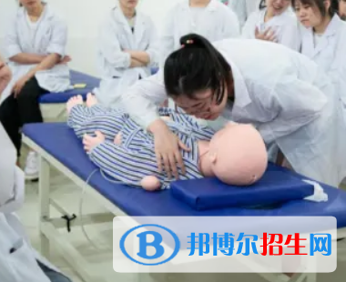 河南2023年女生學(xué)衛(wèi)校有前途嗎