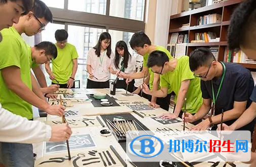 大學(xué)中國畫專業(yè)可以從事哪些工作？