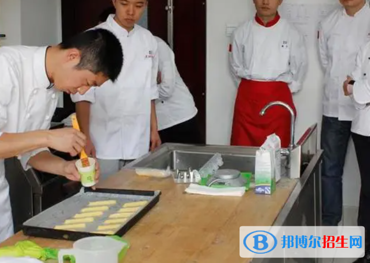 大學(xué)中西面點(diǎn)工藝專業(yè)可以從事哪些工作？