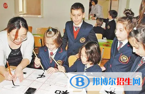 大學(xué)俄語(yǔ)專業(yè)可以從事哪些工作？