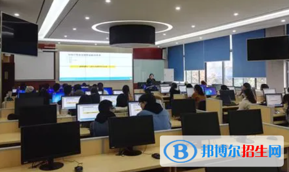 大學信息與計算科學專業(yè)可以從事哪些工作？