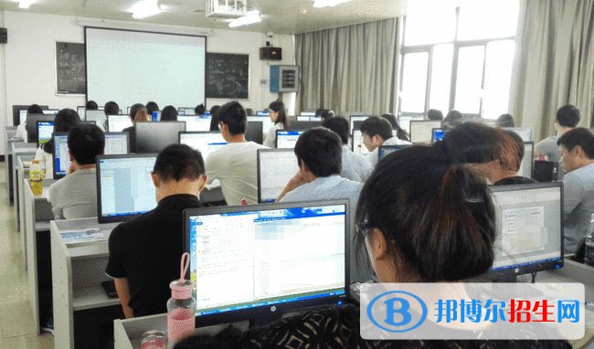 蘭州2023年中專和計算機學校哪個更好