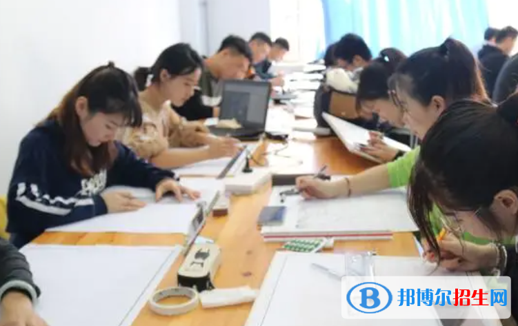 大學(xué)公共藝術(shù)設(shè)計(jì)專業(yè)可以從事哪些工作？