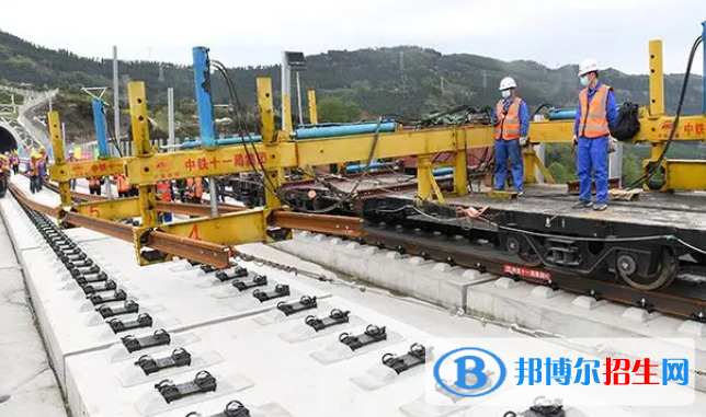 大學(xué)公路機(jī)械化施工技術(shù)專(zhuān)業(yè)可以從事哪些工作？