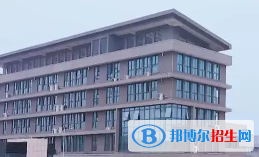 株洲師范高等?？茖W(xué)校是大專還是中專(株洲師范高等專科學(xué)校)