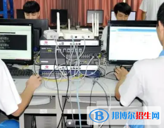 廣西2023年計算機學(xué)校學(xué)什么的