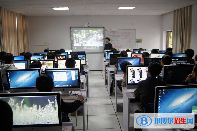 蘭州2023年有哪些大專計算機學(xué)校專業(yè)