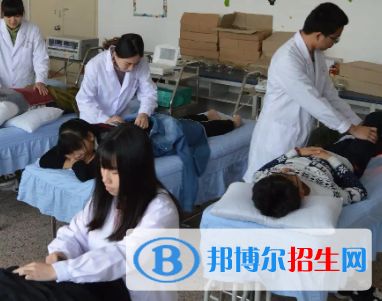 河南2023年女生讀衛(wèi)校學什么好