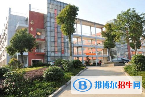 四川2023年現(xiàn)在什么計算機學(xué)校比較好