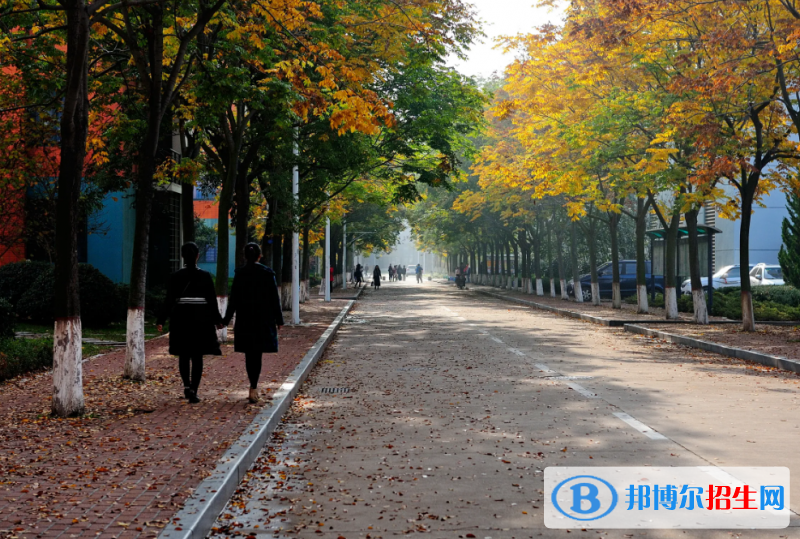 陜西2023年上中專學(xué)?？梢钥即髮W(xué)嗎