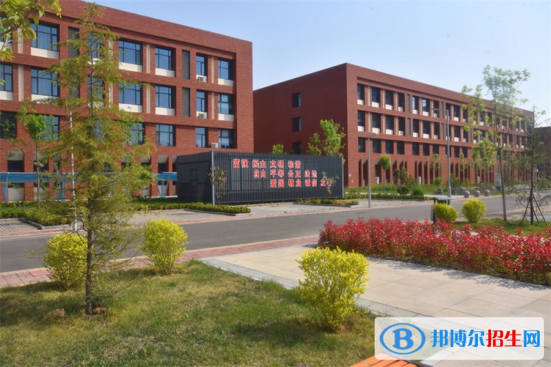 石家莊2023年適合女生的計(jì)算機(jī)學(xué)校專業(yè)