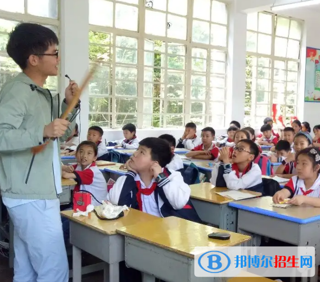 陜西2023年去讀中專學(xué)校學(xué)什么對以后好一點(diǎn)