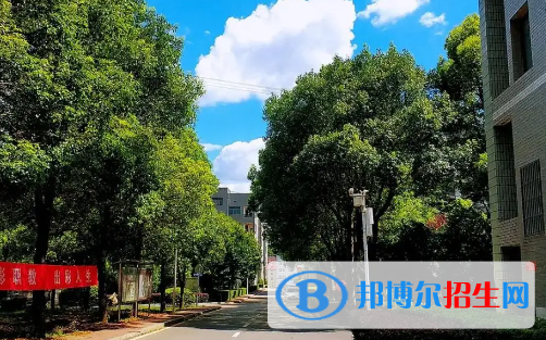 瀟湘職業(yè)學(xué)院是大專還是中專(瀟湘職業(yè)學(xué)院)