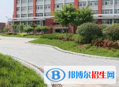 駐馬店幼兒師范高等?？茖W(xué)校是大專還是中專（駐馬店幼兒師范高等?？茖W(xué)校）